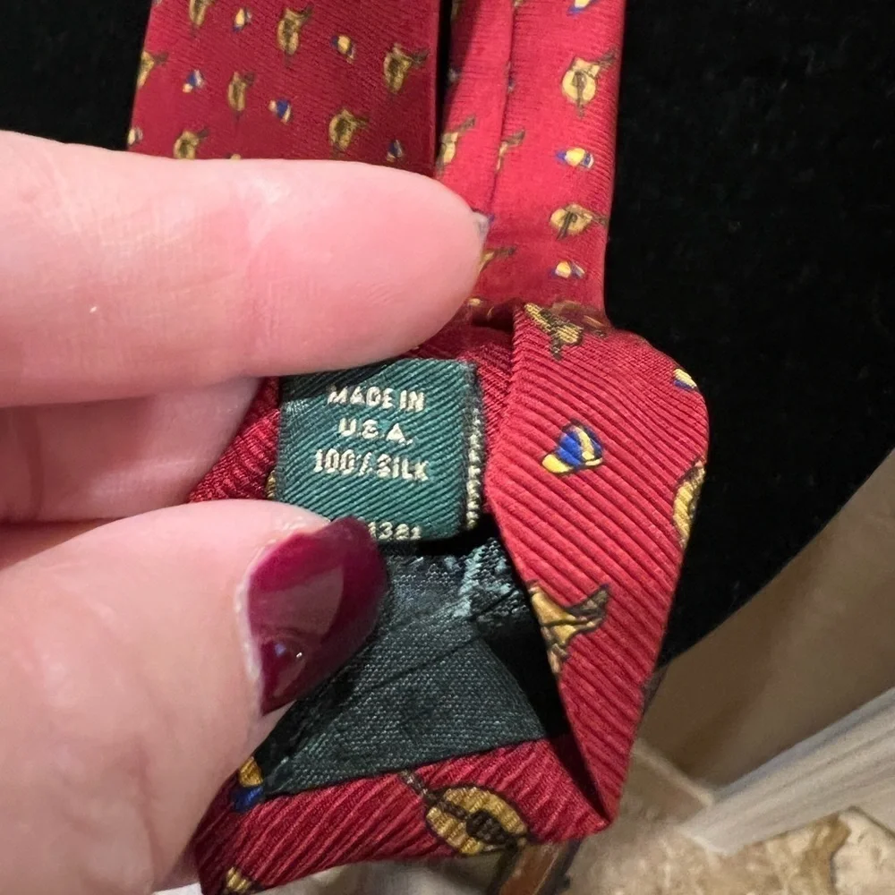 Lauren - Ralph Lauren - 100% Silk Red Necktie Tie Neck Tie - Red